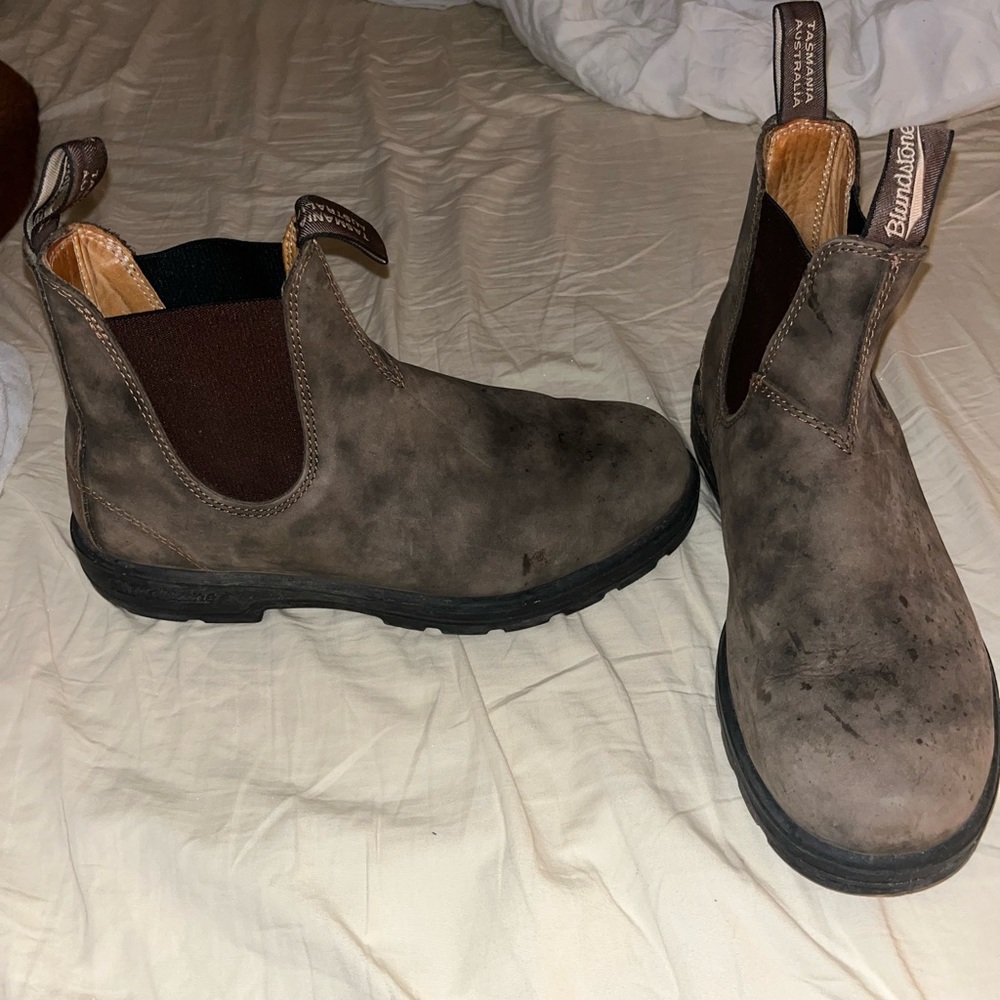Blundstone boots!!!